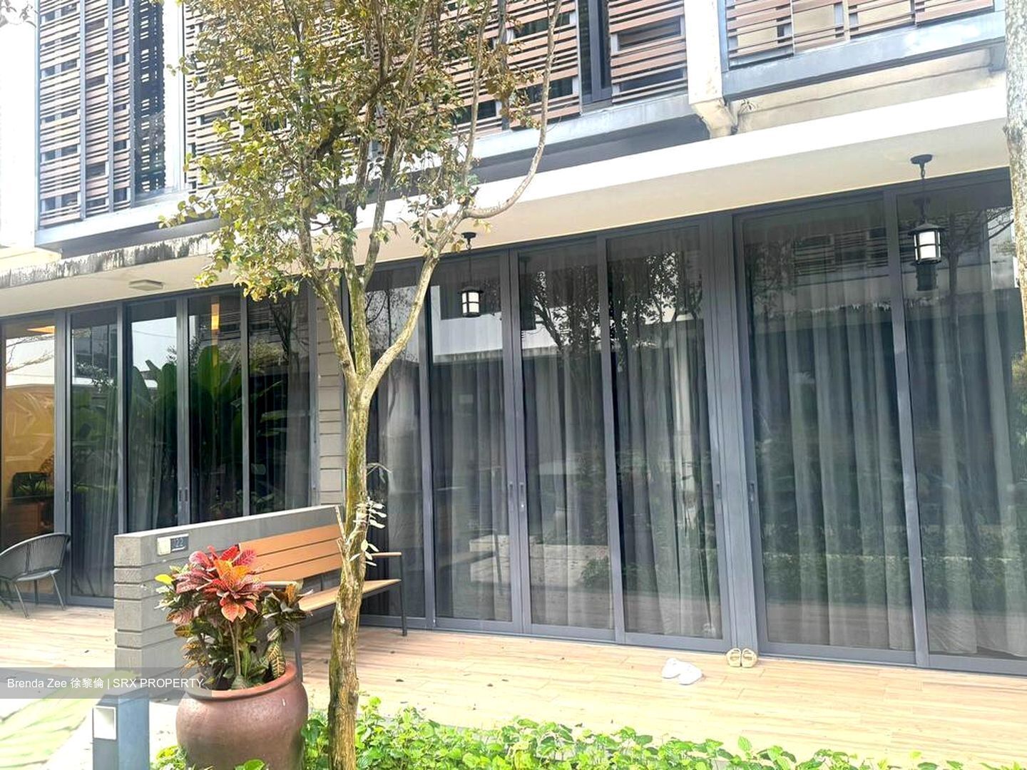 Sunrise Terrace (D28), Terrace #483612841